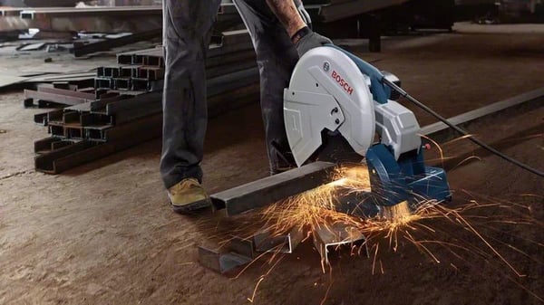 Bosch GCO 14-24 J Professional - Avkuttingssag - 2400 W - 355 mm