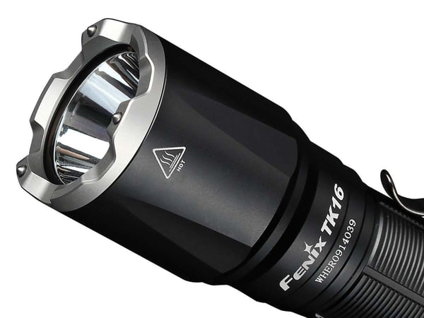 Fenix TK16 V2.0 taktisk ficklampa 3100 lm IP68, svart