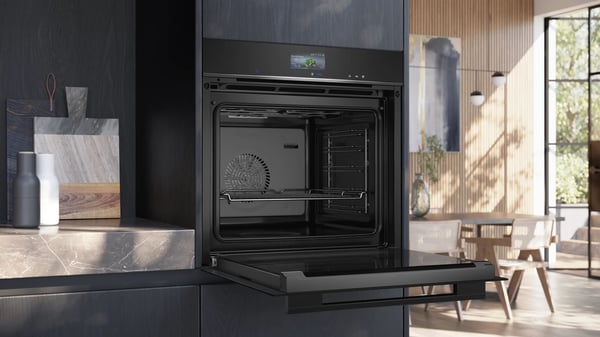 Siemens iQ700 HS736G1B2 höyryuuni 71 l A+ 56 cm, musta