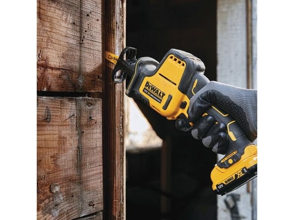 DeWALT DCS312D2 - Pistosaha - akkukäyttöinen - 2 akkua - 12 V
