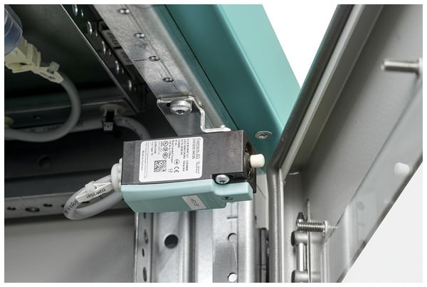 Siemens 3SE5232-0HC05-1AB1, muovi, IP40, 45 mm, 42 mm, 97 mm, 61 g
