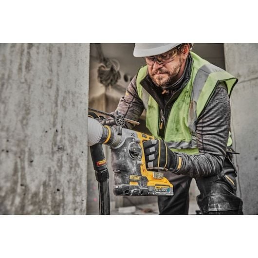Sladdlös DeWalt SDS+ 18V Li-Ion 2 x 5.0Ah borrhammare [DCH273H2T-QW]