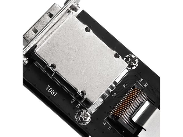 SilverStone SA011 - SAS-panel intern till extern - SAS 24Gbit/s - mini-SAS (SFF-8087) (hona) till 26 stift 4x Mini SAS (hona)