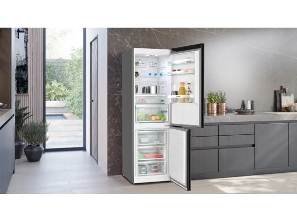 Siemens iQ300 KG36NXXBF, 321 l, SN-T, 33 dB, 9,5 kg/24t, B, Rustfritt stål