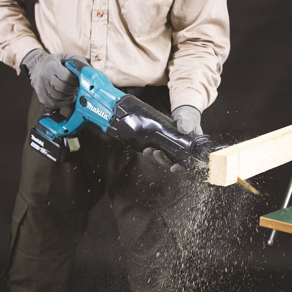 Makita DJR186 - Tigersåg - sladdlös - inget batteri - 18 V - SOLO
