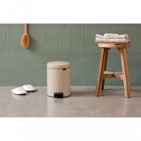 Brabantia Newicon pedalspand 3 ltr. Beige