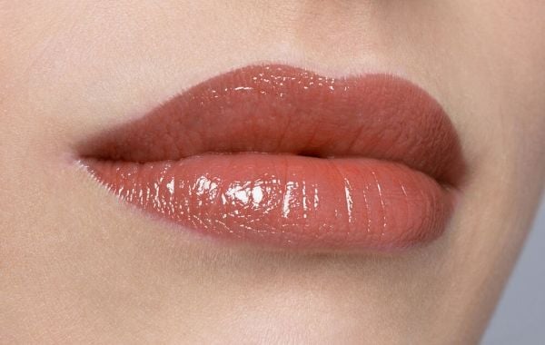 Sisley Phyto Lip Twist värillinen huulikynä 15 Nut 2.5g