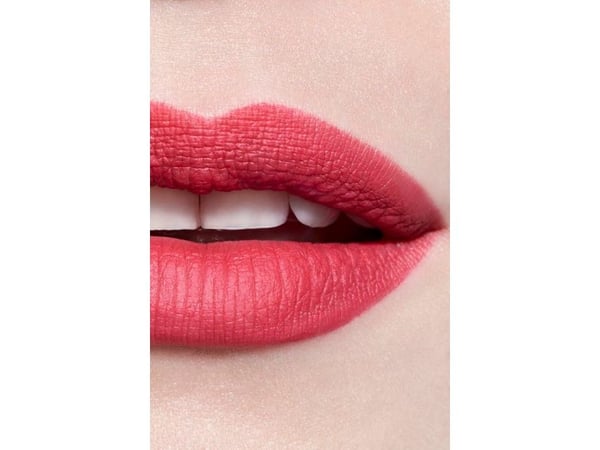 Chanel Rouge Allure Velvet Luminous Matte Lip Colour - Dam - 3 g #43 La Favorite (043 VELVET LA FAV)