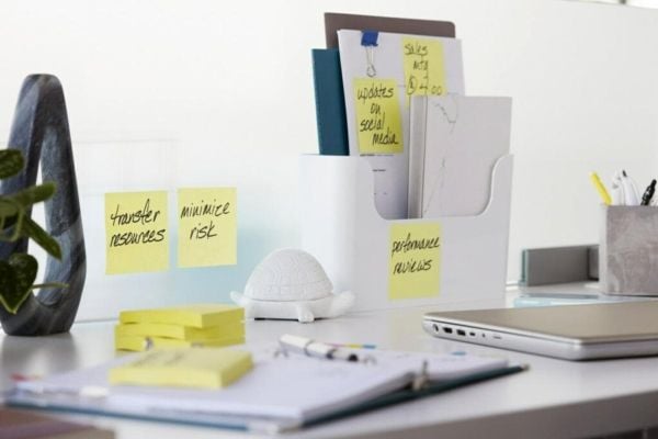 Post-it® Super Sticky Notes Canary Yellow™, 12 kpl, 76 mm x 127 mm