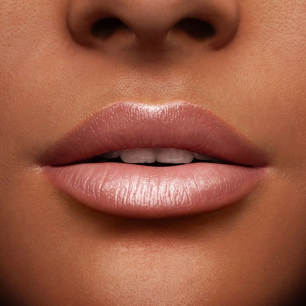 Lancme L'Absolu Rouge Cream Lipstick 01 Universelle 34 G
