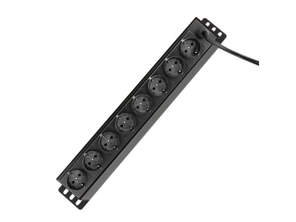 LogiLink PDU8D01, 8 AC-pistorasia(a), PDU, 230 V, 50 Hz, 16 A, 3600 W