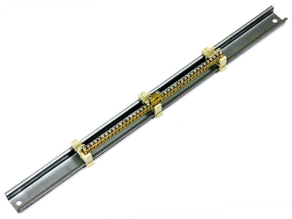 Triton RAX-MS-X84-X1 - Rackjordingsstang - 19"