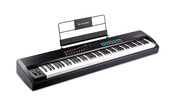 M-AUDIO Hammer 88 Pro, 88 kosketinta, Painikkeet, Rotaatio, Liukusäädin, USB, 1422 mm, 282 mm, 127 mm