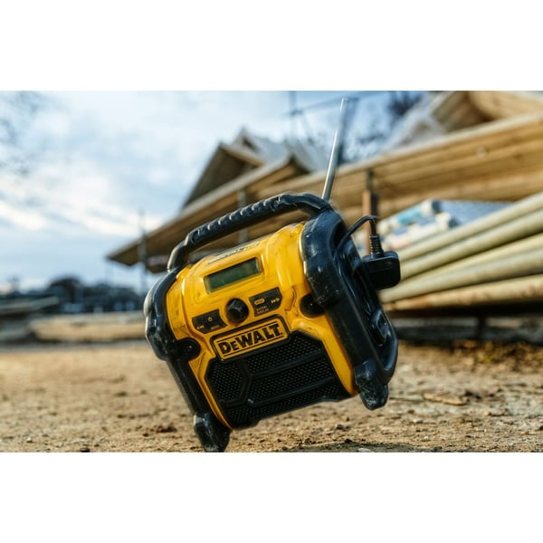 DeWalt DCR020-QW työmaaradio DAB+ FM, musta/keltainen