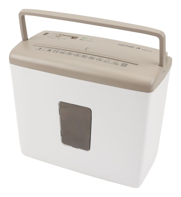 Genie 440 X II, Ristiinleikkaava, 4 x 38 mm, 9 L, 72 dB, 2000 mm/min, 4 arkkia