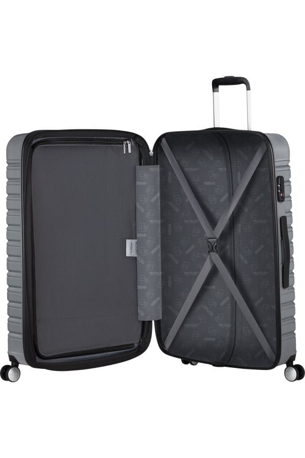 American Tourister Flashline, Vaunu, Kova kuori, Hopea, Sky Silver, 4 renkaita, TSA-yhdistelmäluko