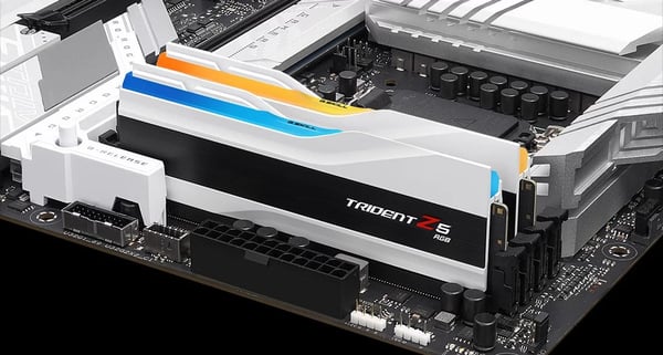 G.Skill Trident Z5 RGB F5-6000J2836G32GX2-TZ5RW, 64 GB, 2 x 32 GB, DDR5