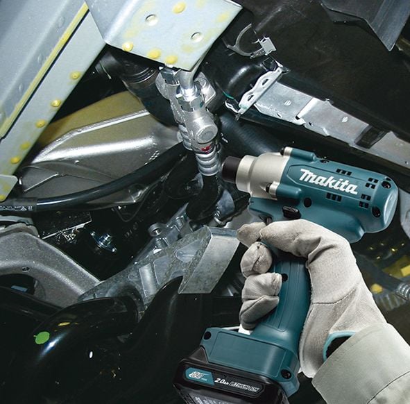 MAKITA.UDAR.TORCHER.12V 135NmTD112DMZ