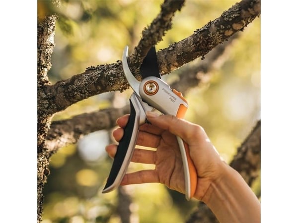 Fiskars Plus P531 - Pruner - aluminum