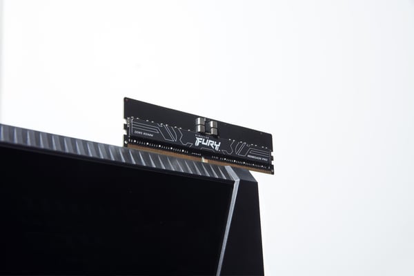 Kingston FURY Renegade Pro EXPO RAM 128 GB DDR5 5600 MT/s KF556R28RBE2K4-128