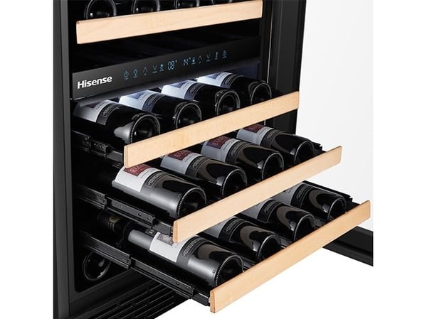 Hisense RW17W4NWLG0 viinikaappi 46 pulloa G-energialuokka vapaasti seisova musta