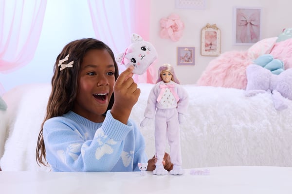 Barbie Cutie Reveal Sweet Bows docka med lila kattunge, 10 överraskningar
