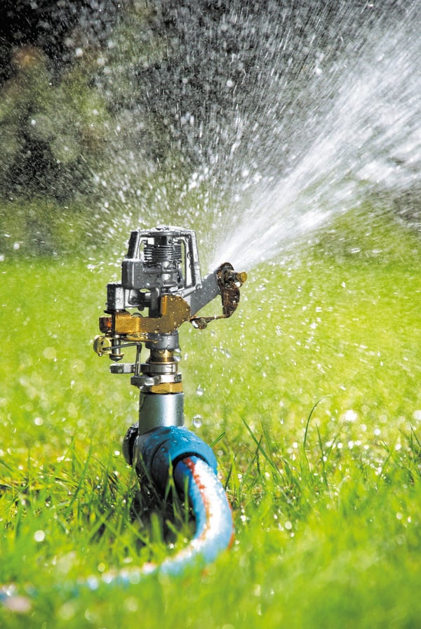 Cellfast Professional Lux metallia sykkivä sprinkleri (52-160N)