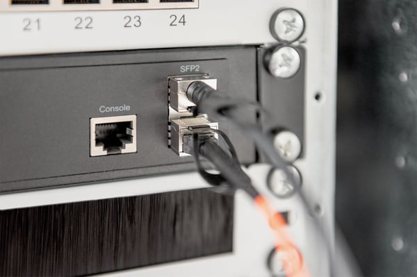 DIGITUS Professional - 10GBase direct attach kaapeli - SFP+ SFP+:sta SFP+:aan - 10 m - kaksiakselinen