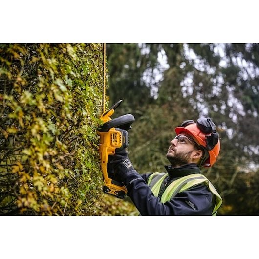 DEWALT 18V 1x5.0Ah 55cm CIVIL LENGER DCMHT563P1