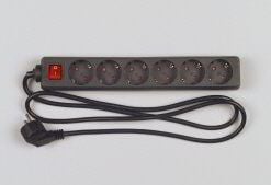 REV 0512380555, 6 AC-pistorasia(a), Sisätila, 1,5 mm², Musta, 250 V, 50 Hz