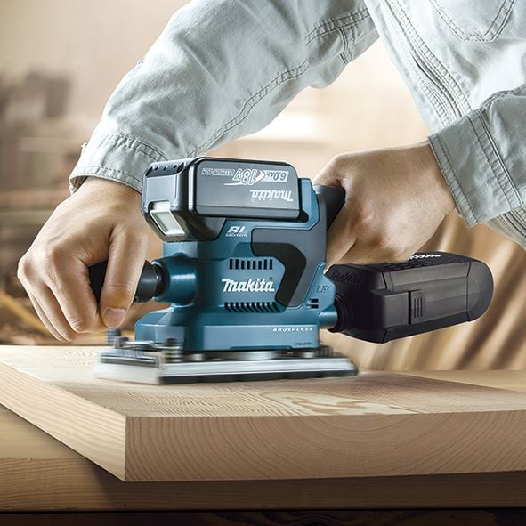 Makita DBO380RTJ