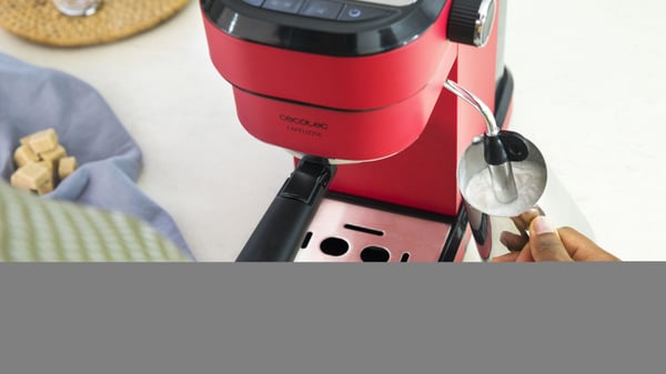 Cecotec Cafelizzia 790 Shiny, Espressomaskin, 1,2 l, Malt kaffe, 1350 W, Rød