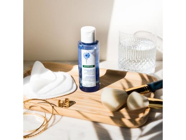 KLORANE_Waterproof Eye Make-Up Remover hellävarainen meikinpoistoaine vedenkestävälle meikille Blavatella 100ml kanssa