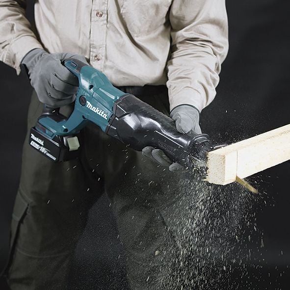 Makita DJR186RTE
