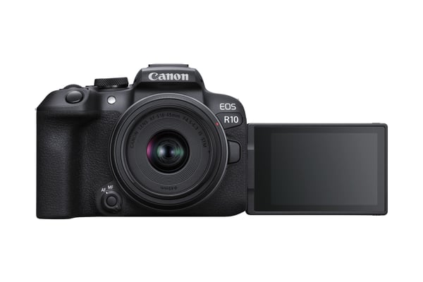Canon EOS R10 -kamera + RF-S 18–45 mm F4,5–6,3 IS STM + EF-EOS R -sovitin