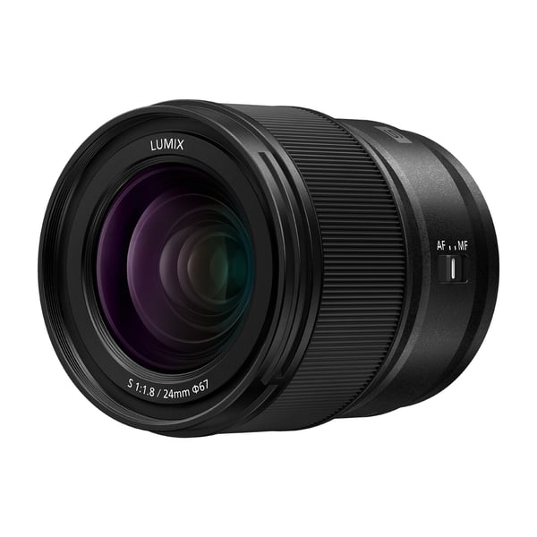Panasonic LUMIX S 24 mm F1.8, Bredt, 12/11, L mount