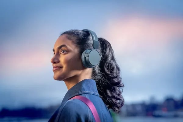 Philips TAH4209BL - Hörlurar med mikrofon - montering över örat - Bluetooth - trådlös - blå