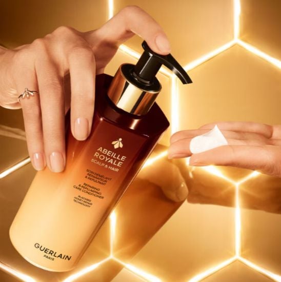 GUERLAIN ABEILLE ROYALE hårbehandling för att reda ut, reparera & ge fyllighet 290 ml