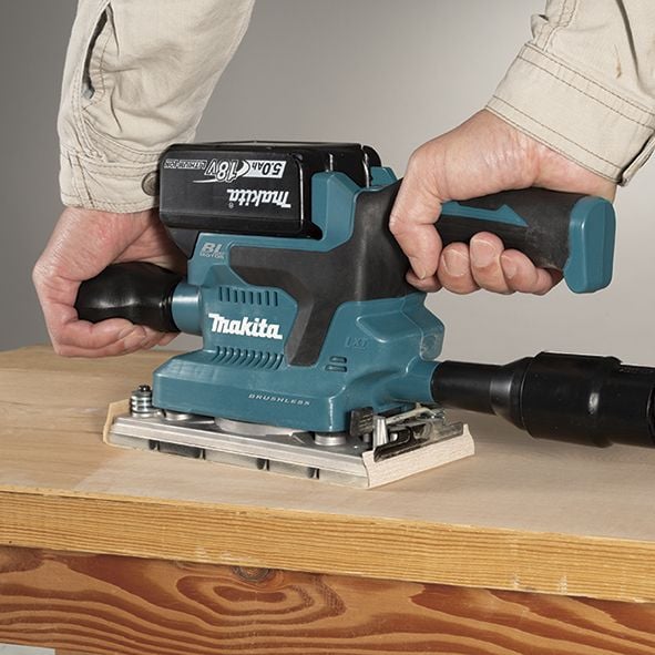 Makita DBO380RTJ