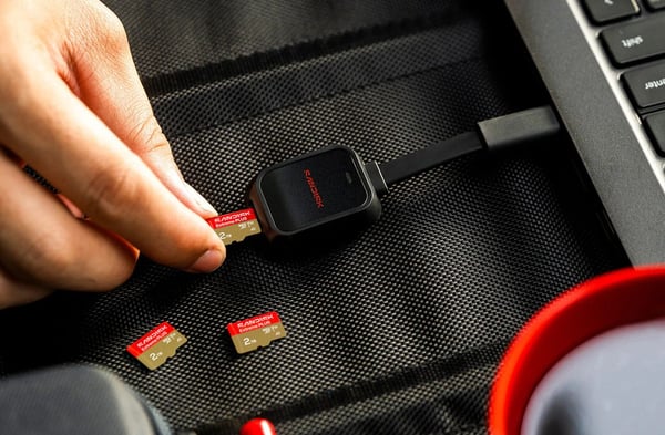 SanDisk - Flashminnekort (SD-adapter inkludert) - 2 TB