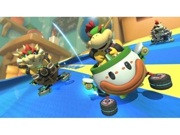 Nintendo | Mario Kart 8 Deluxe - Nintendo Switch - UK4 (Nordisk cover)