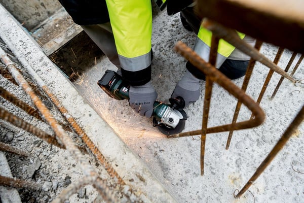 Metabo W 18 L 9-125 QUICK - Vinkelsliper - trådløs - 125 mm - 2 batterier - 18 V