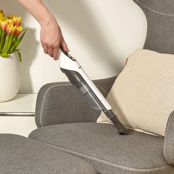 Severin DesingLine HV 7140 rikkaimuri 120 W 0,2 l pussiton musta/valkoinen