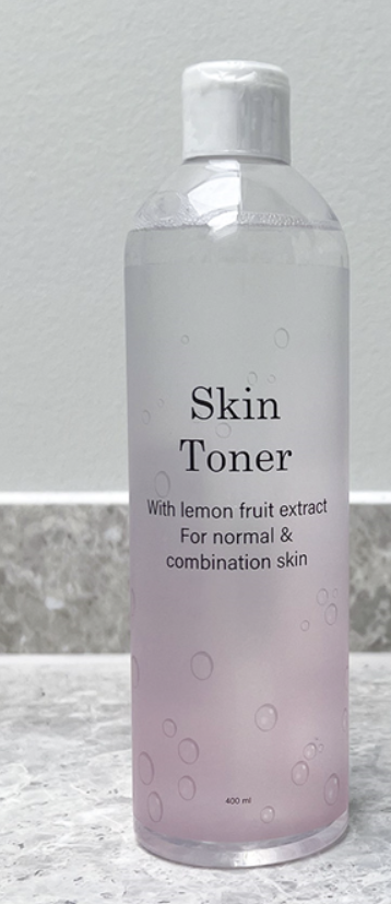 Skin toner med frugt extract mild exfoliering (400 ml)