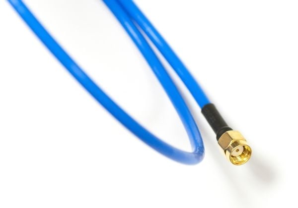 MikroTik Flex-Guide - Antennikaapeli - RP-SMA (uros) RP-SMA (uros) - 50 cm - sisä- ja ulkokäyttöön, ulkokäyttöön