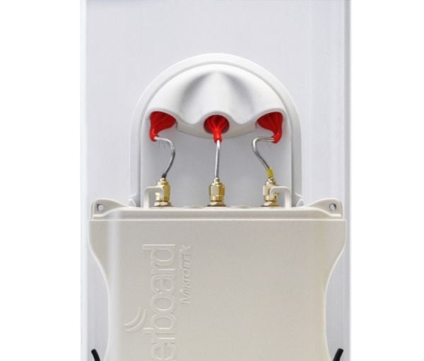 RF Elements Sector Carrier Class, 16,6 dBi, 5.45 - 5.85, 50 O, 100°, 102°, Sektorantenne