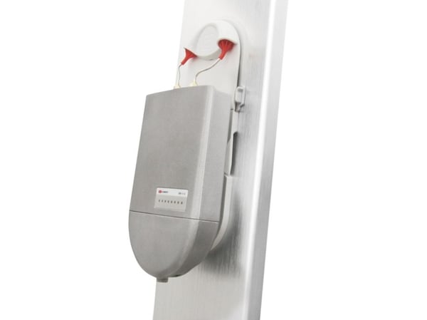 RF Elements Sector Carrier Class, 16,6 dBi, 5.45 - 5.85, 50 O, 100°, 102°, Sektorantenne