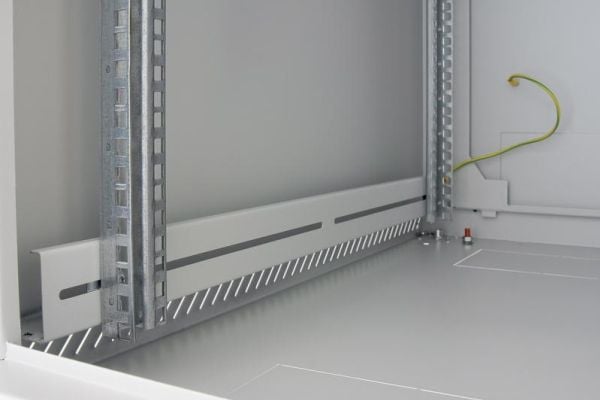 Triton 19Cabinet 12U B600T 800 vaaleanharmaa sis. pyörät