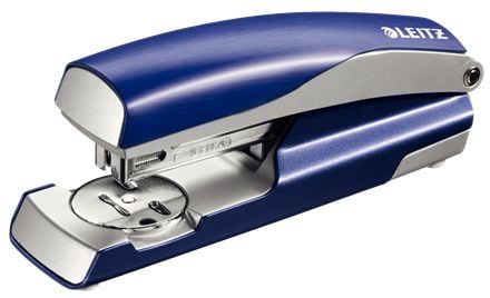 Leitz 5562 - Stiftemaskin - 30 ark / 3 mm - 24/6, 26/6 - plast, metall - titanblå