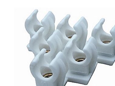 WALRAVEN Tryk rørbøjle enkel 20-22 mm, hvid plast, M6 messing gevind